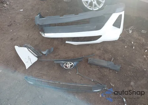 2017 Toyota Rav4 Le z USA, uszkodzony, nr VIN JTMZFREV8HJ105860